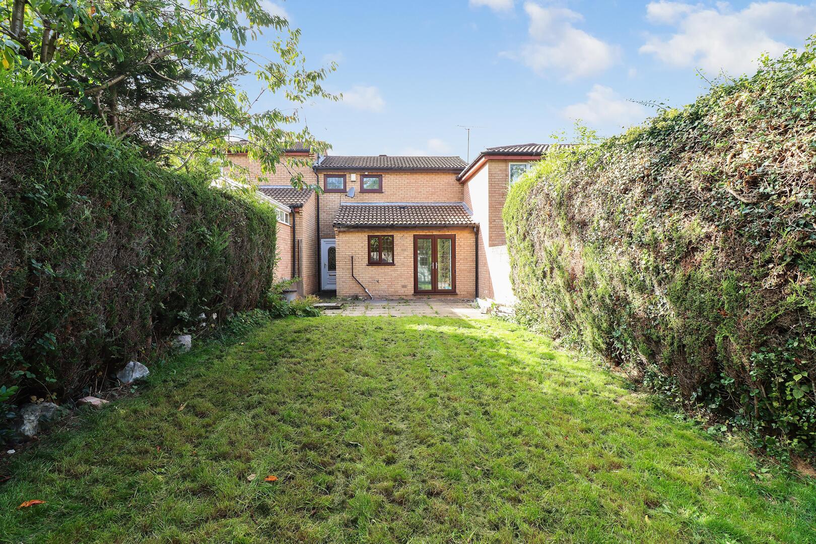 Farndale Avenue, Chesterfield